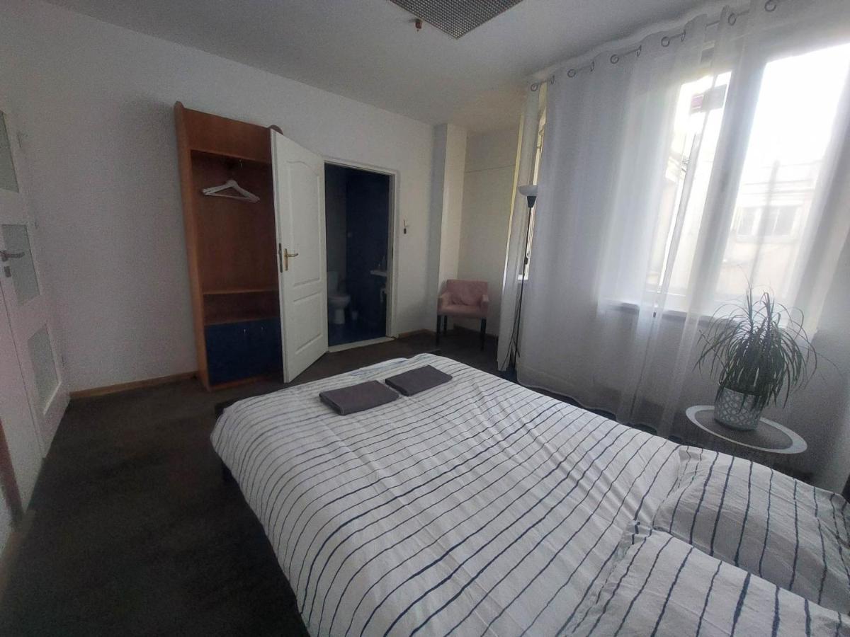 Centrum Lwowska Varsovie Extérieur photo